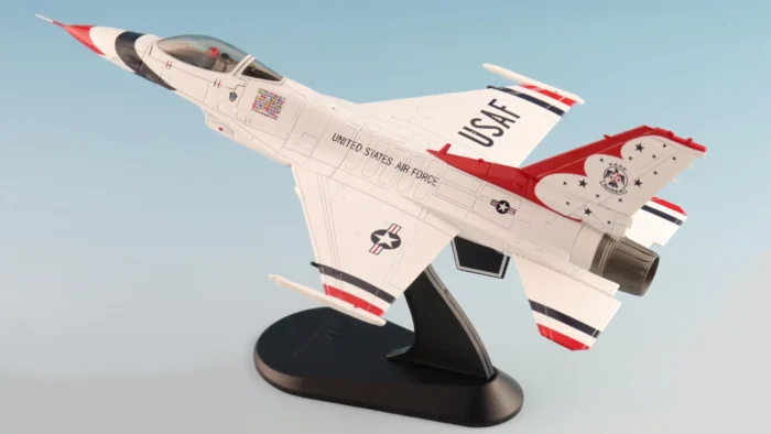 ماکت جنگنده اف 16 فالکن تاندربرد امریکا | Hobby Master 1:72 F16C Fighting Falcon USAF Thunderbirds