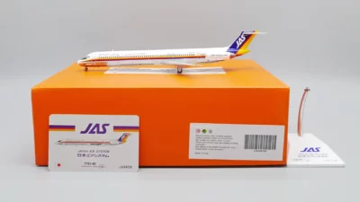 ماکت هواپیما بوئینگ ام دی 81 ژاپن | JC Wings 1:200 McDonnell Douglas MD-81 Japan Air System JAS