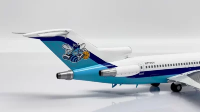ماکت هواپیما بوئینگ 727 نیو اورلئال امریکا | Jc Wings 1:200 Boeing 727-200 New Orleans Hornets