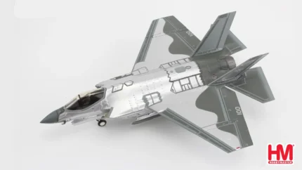 ماکت جنگنده اف 35 لایتینگ نیروی دریایی امریکا | Hobby Master 1:72 F-35C Lightning II JSF Mirror Coating