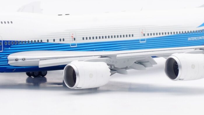 ماکت هواپیما بوئینگ 747 کارخانه مقیاس 1:200 ساخت شرکت SQ Wings