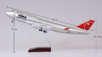 Airplane Model 1:150 Boeing 747 North Wes