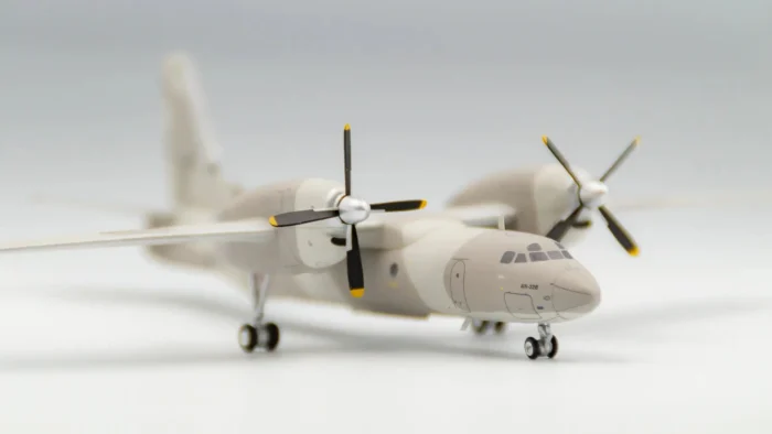 AviaBoss 1:200 Antonov An-32 Mexico Navy Marina
