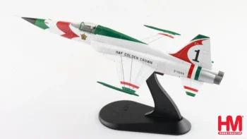 ماکت جنگنده اف 5 اکروجت تاج طلایی شماره یک نیروی هوایی ایران مقیاس 1:72 ساخت شرکت هابی مستر