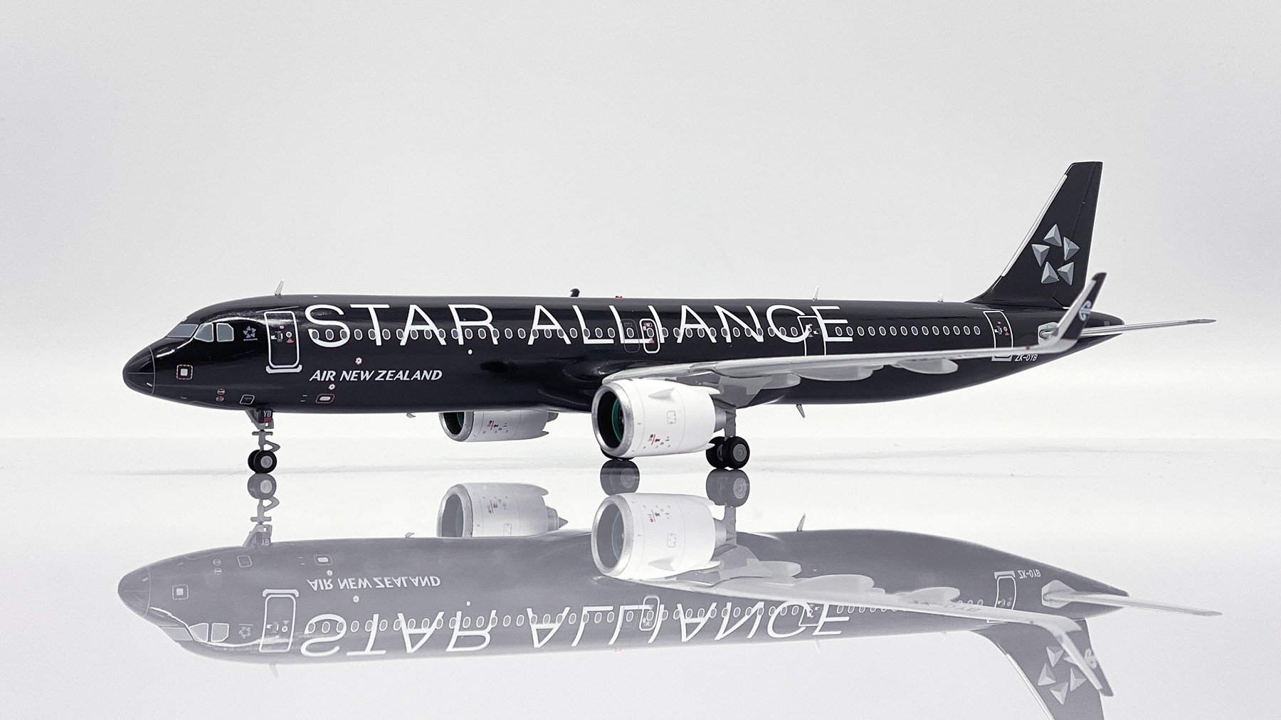 56361 JC Wings 1:200 Airbus A321neo Air New Zealand Star Alliance