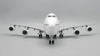 ماکت هواپیما بوئینگ 747 افریقای جنوبی مقیاس 1:200 ساخت شرکت جی سی وینگز
