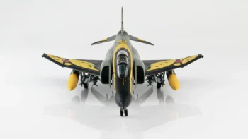 ماکت جنگنده اف 4 فانتوم نیروی دفاعی ژاپن در مقیاس ۱:۷۲ ساخت شرکت هابی مستر