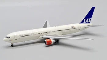 ماکت هواپیما بوئینگ 767 اسکاندیناوی مقیاس 1:400 ساخت شرکت جی سی وینگز