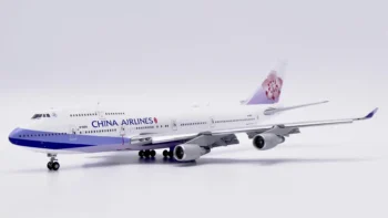 ماکت هواپیما بوئینک 747 چینا ایرلاینز مقیاس 1:400 ساخت شرکت جی سی وینگز