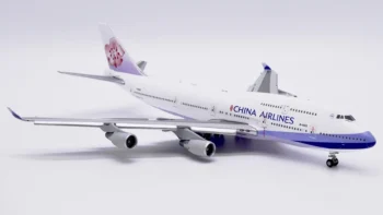 ماکت هواپیما بوئینک 747 چینا ایرلاینز مقیاس 1:400 ساخت شرکت جی سی وینگز