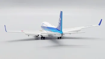 ماکت هواپیما بوئینگ 737 انا ژاپن مقیاس 1:200 ساخت شرکت جی سی وینگز