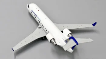 ماکت هواپیما بمباردیر کنتیننتال