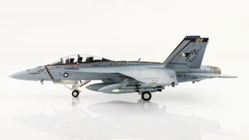 ماکت جنگنده اف 18 سوپر هورنت نیروی دریایی امریکا مقیاس 1:72 ساخت شرکت هابی مستر