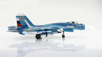 ماکت جنگنده سوخو 27 نیروی هوایی روسیه مقیاس 1:72 ساخت شرکت هابی مستر