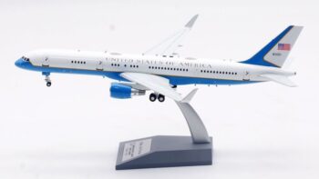 ماکت هواپیما بوئینگ 757 نیروی هوایی امریکا