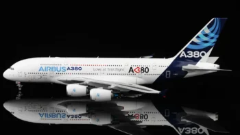 ماکت هواپیما ایرباس 380 کارخانه