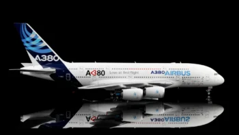 ماکت هواپیما ایرباس 380 کارخانه