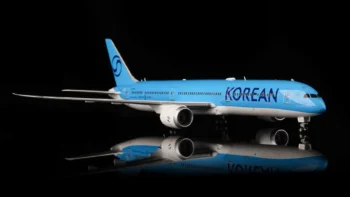 ماکت هواپیما بوئینگ 787 کارخانه