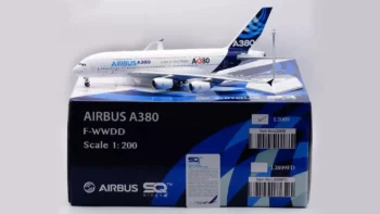 ماکت هواپیما ایرباس 380 کارخانه