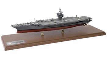 ماکت ناو هواپیمابر اینترپرایز نیروی دریایی امریکا