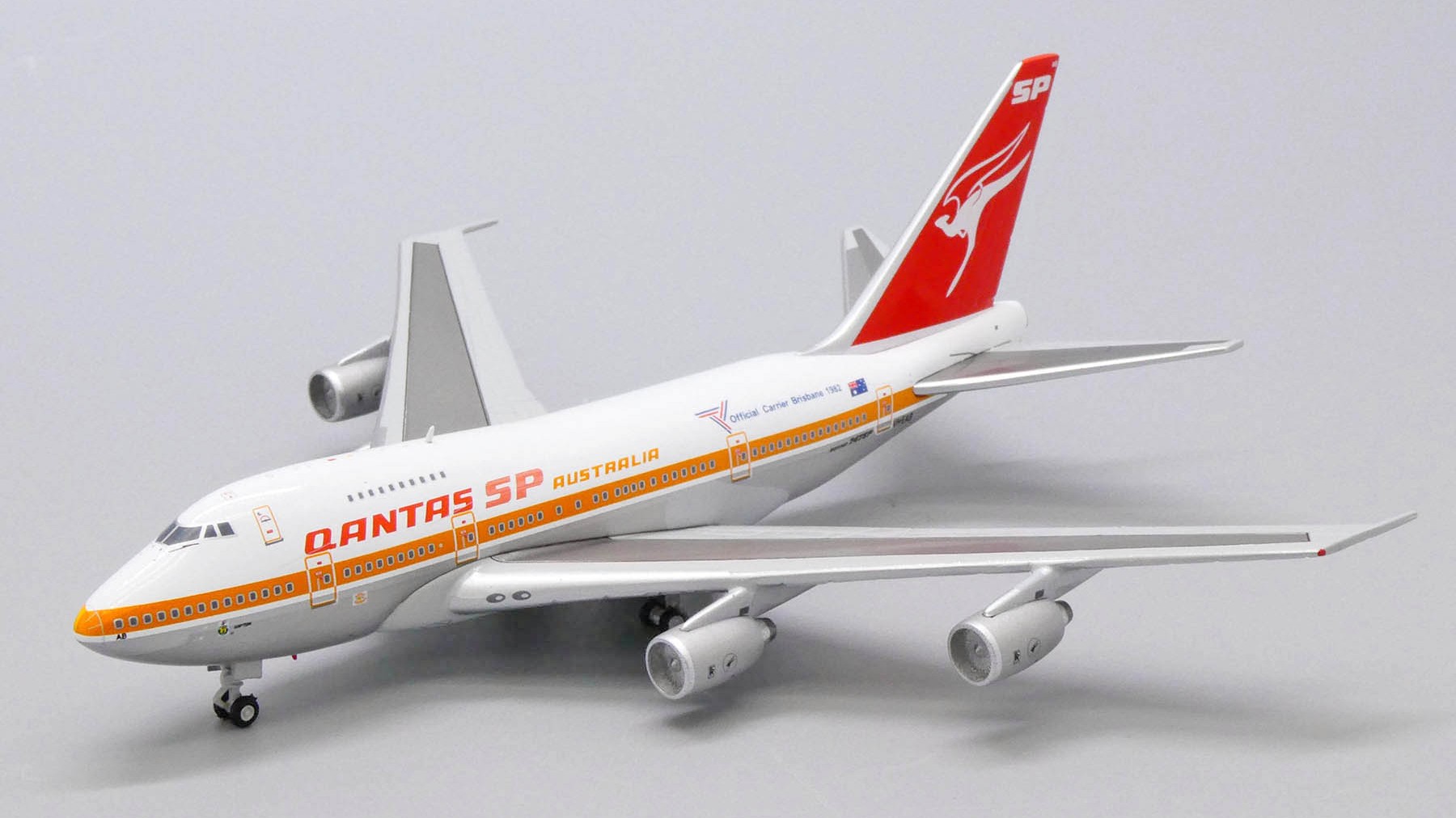 JC Wings 1400 Boeing B747SP Qantas Airways VH-EAB EW474S006 (2) ماکت هواپیما بوئینگ 747 اس پی کنتاس استرالیا